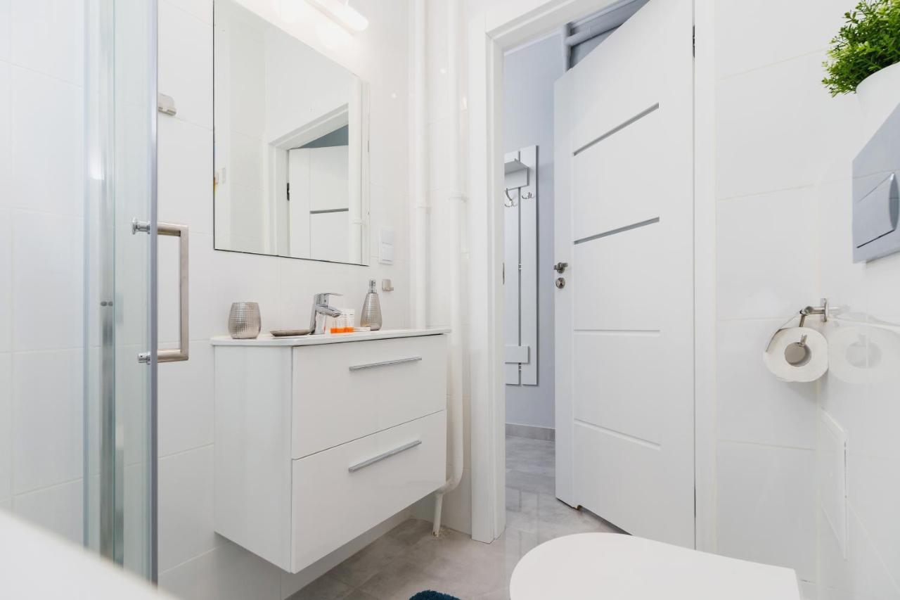 Apartment Smoluchowskiego Cracow By Noclegi Renters Красков Екстериор снимка